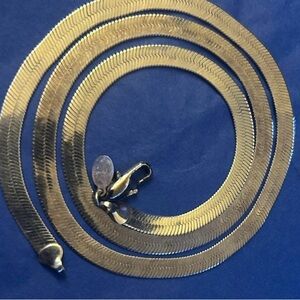 Sterling silver chain necklace 21 inch in length